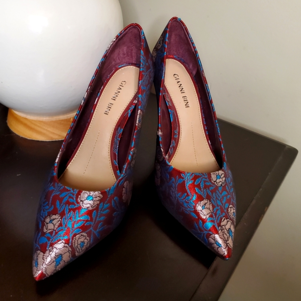 Gianni Bini Fabric High Heels